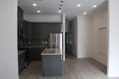 3714 Easy Street #B, Houston, TX 77026 - Photo 4