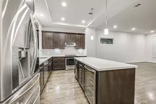 339 Eado Park Cir, Houston, TX 77020 - Photo 8