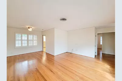 5442 Kinglet Street, Houston, TX 77096 - Photo 2