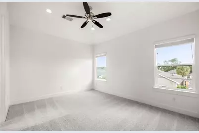 406 Yale Oaks Lane, Houston, TX 77091 - Photo 12