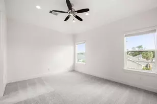 406 Yale Oaks Ln, Houston, TX 77091 - Photo 12
