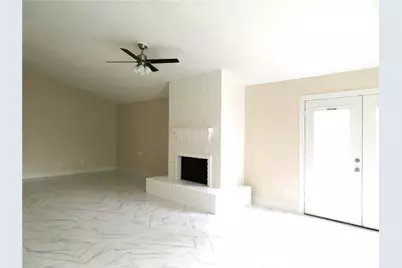 11619 Bowlan Lane, Houston, TX 77035 - Photo 10