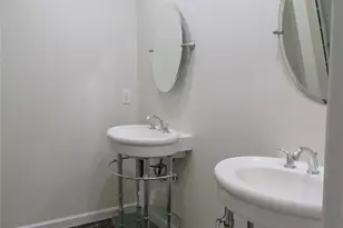 11619 Bowlan Ln, Houston, TX 77035 - Photo 22