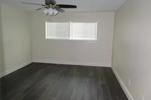 11619 Bowlan Ln, Houston, TX 77035 - Photo 24