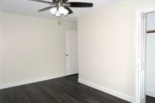 11619 Bowlan Ln, Houston, TX 77035 - Photo 26