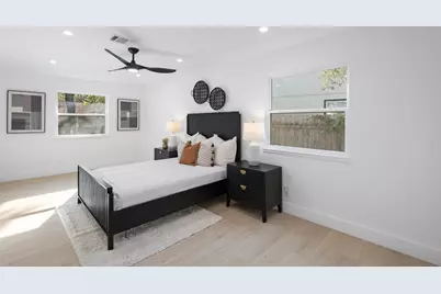 7729 Croftwood Drive, Austin, TX 78749 - Photo 16