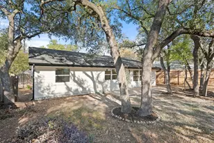 7729 Croftwood Dr, Austin, TX 78749 - Photo 30