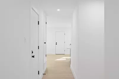 7729 Croftwood Drive, Austin, TX 78749 - Photo 12