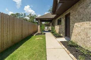 308 Reppert St, Bacliff, TX 77518 - Photo 20