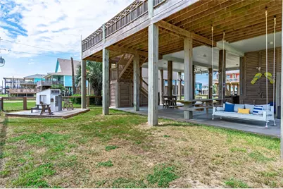 1326 Sunrise, Crystal Beach, TX 77650 - Photo 36