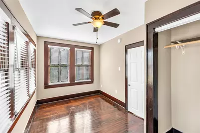 3010 Avenue Q #3, Galveston, TX 77550 - Photo 4