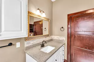 3010 Avenue Q, Galveston, TX 77550 - Photo 6