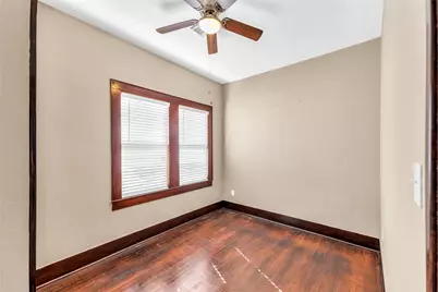 3010 Avenue Q #3, Galveston, TX 77550 - Photo 2