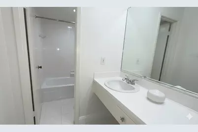 425 Hawthorne Street #07, Houston, TX 77006 - Photo 8