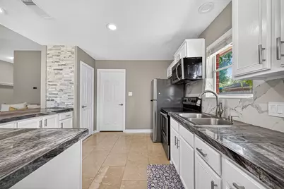 6719 Woodland Oaks, Magnolia, TX 77354 - Photo 20