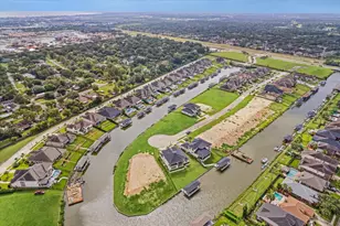 608 Appia Dr, Kemah, TX 77565 - Photo 1