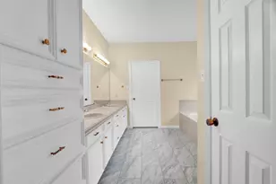 611 N Hickory St, Tomball, TX 77375 - Photo 16