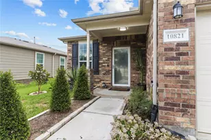 10821 Forbes Brook Dr, Houston, TX 77075 - Photo 1