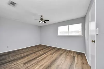 6601 Sands Point Drive #30, Houston, TX 77074 - Photo 16