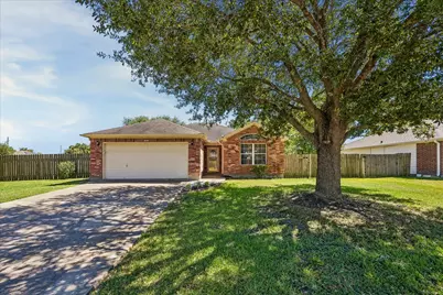 101 Willow Court, Navasota, TX 77868 - Photo 1