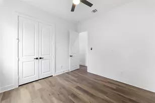 6530 Tuskegee St, Houston, TX 77091 - Photo 10