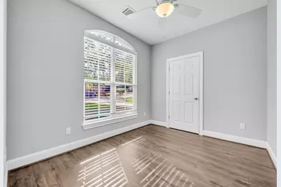 1 Hanover Lane, Panorama Village, TX 77304 - Photo 2