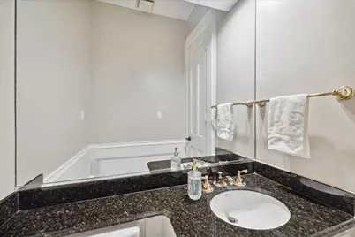 6722 Vanderbilt Street #2, West University Place, TX 77005 - Photo 12