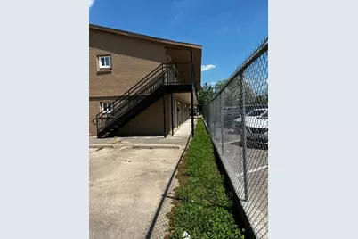 514 Houston Street #6, Rosenberg, TX 77471 - Photo 2