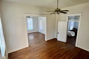 921 Arlington St, Houston, TX 77008 - Photo 4