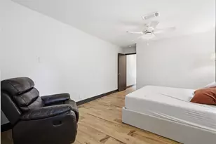 4521 Maple St, Bellaire, TX 77401 - Photo 12