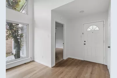 2002 Courtney Lane Drive, Houston, TX 77042 - Photo 6