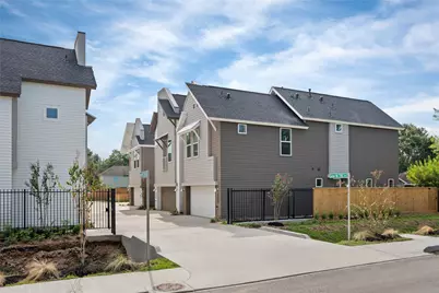 7504 Carver Road #B, Houston, TX 77088 - Photo 2