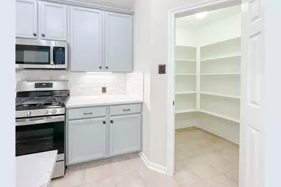 11922 Hueco Tanks Drive, Sugar Land, TX 77498 - Photo 8