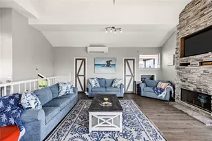 13663 Mutiny Ln, Galveston, TX 77554 - Photo 4