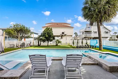 13663 Mutiny Lane, Galveston, TX 77554 - Photo 30