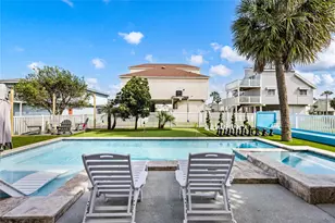 13663 Mutiny Ln, Galveston, TX 77554 - Photo 30