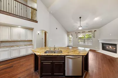 9022 Centennial Drive, Conroe, TX 77384 - Photo 10