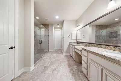 9022 Centennial Drive, Conroe, TX 77384 - Photo 14