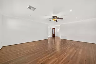 11310 Gaymoor Dr, Houston, TX 77035 - Photo 18