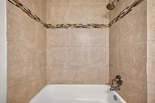 11310 Gaymoor Dr, Houston, TX 77035 - Photo 36