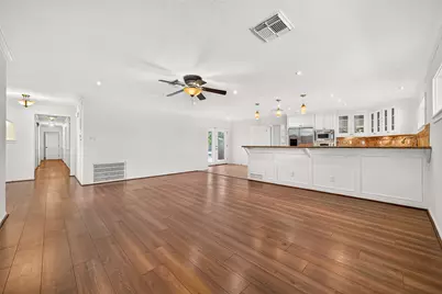 11310 Gaymoor Drive, Houston, TX 77035 - Photo 10