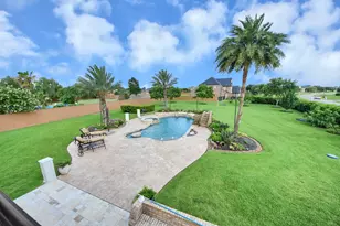 1812 Lake Landing Dr, League City, TX 77573 - Photo 32