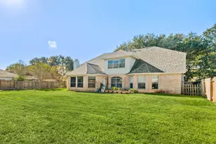 14910 Lake Woodbridge Ct, Sugar Land, TX 77498 - Photo 46