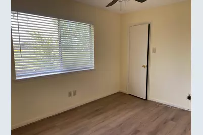 2426 Lakefield Way, Sugar Land, TX 77479 - Photo 12