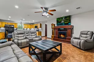 300 Hidden Oaks Dr, Point Blank, TX 77364 - Photo 8