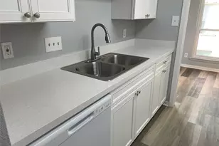 3220 69th St, Galveston, TX 77551 - Photo 2