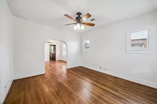 4406 Clay St, Houston, TX 77023 - Photo 4