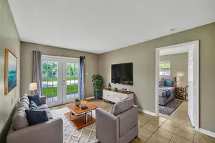 770 Memorial Mews St, Houston, TX 77079 - Photo 18