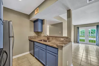 770 Memorial Mews Street #A, Houston, TX 77079 - Photo 14