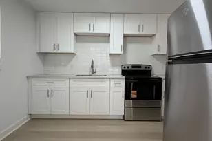 201 Lowery St, Port Lavaca, TX 77979 - Photo 2